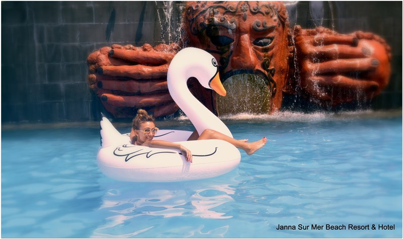 Pool Party at Janna Sur Mer